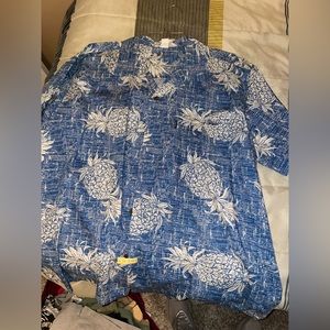 Button down Pineapple shirt